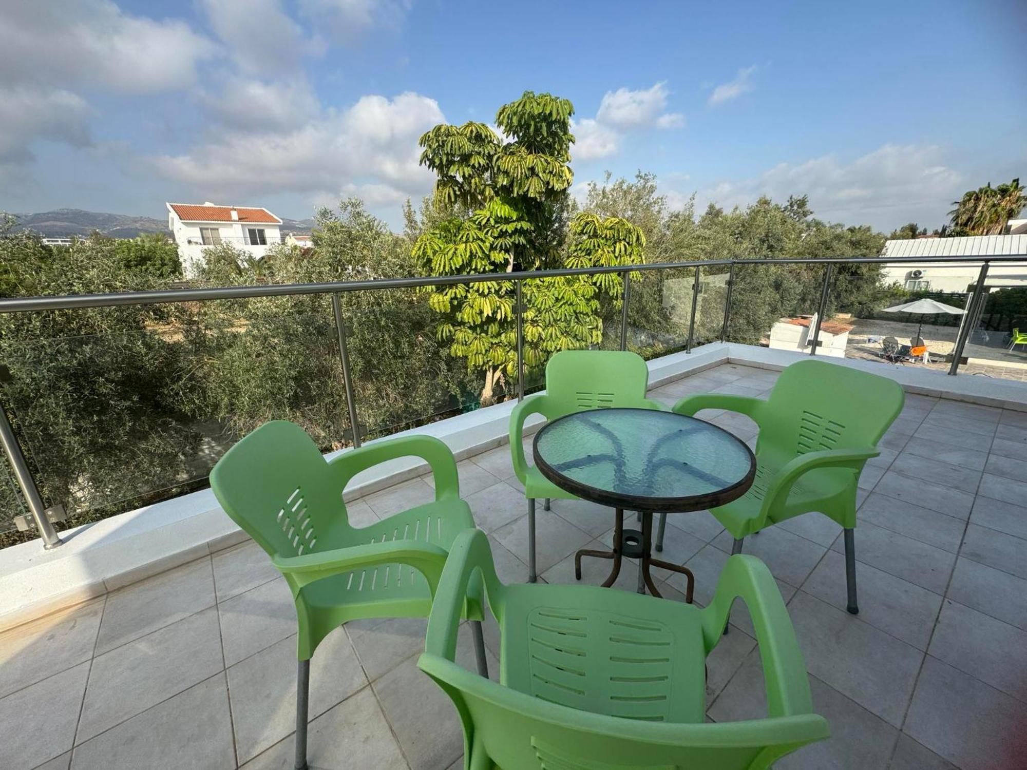 Villa Coralia Gardens 1Km From Coral Bay Beach المظهر الخارجي الصورة
